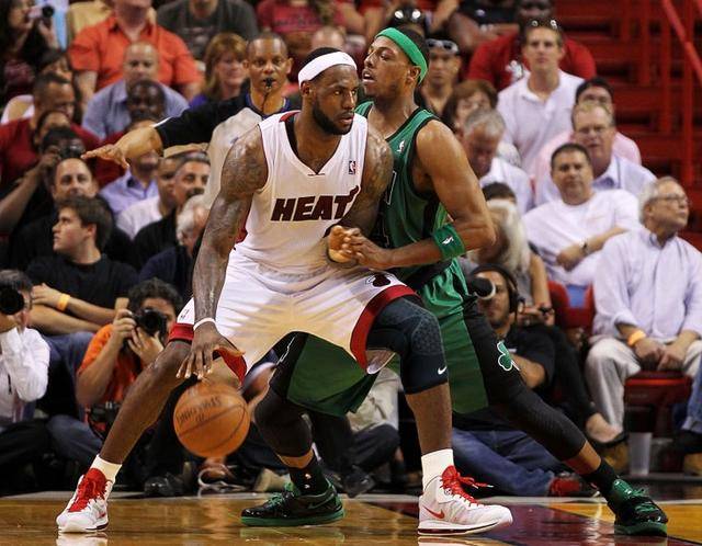 仍然巨大 仍然巨大