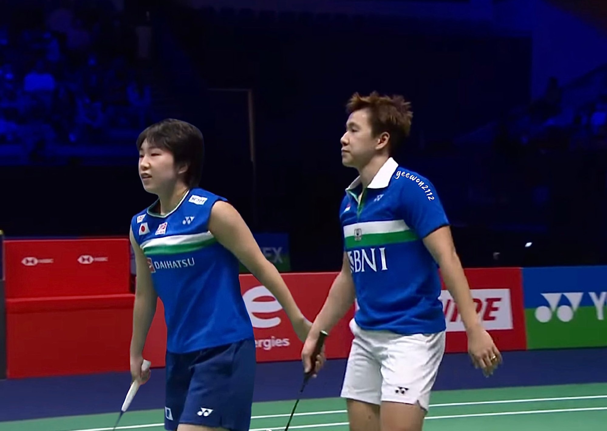 具有里程碑 具有里程碑