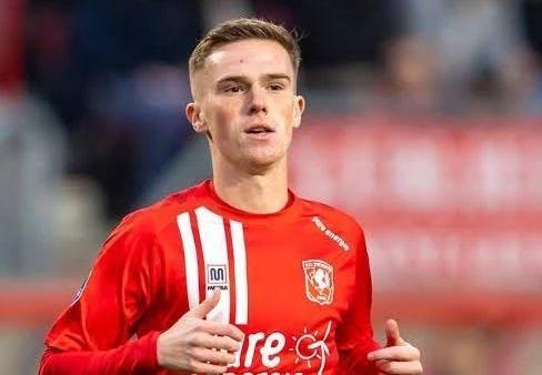 齐齐帕斯轻 齐齐帕斯轻