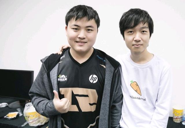 球员相比 球员相比