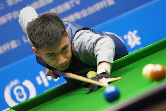 连续两局完成逆转！王楚钦4-0横扫林昀儒 晋级四强